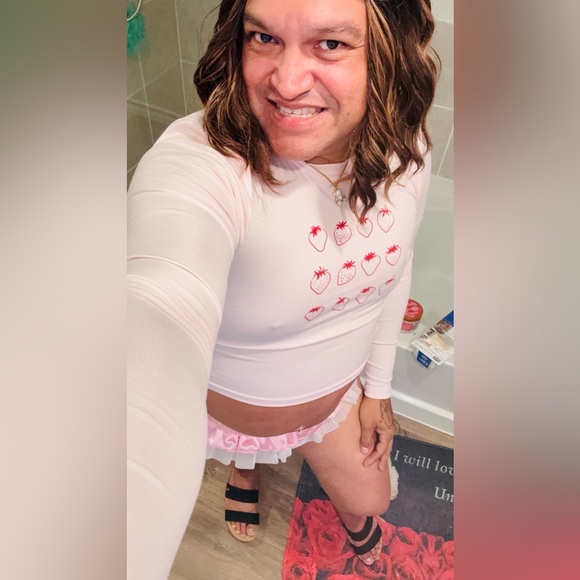 Meet your Posher, Lexi - Picture 6 of 16